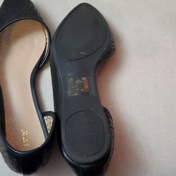 Apt. 9 black woven flats, size 9M - Picture 4 of 8